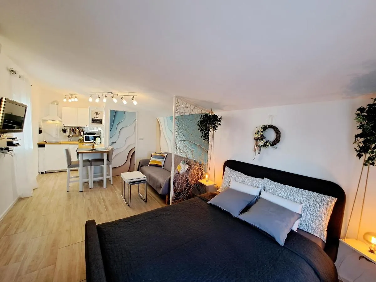 Holiday Home Ulika Fazana Croatia