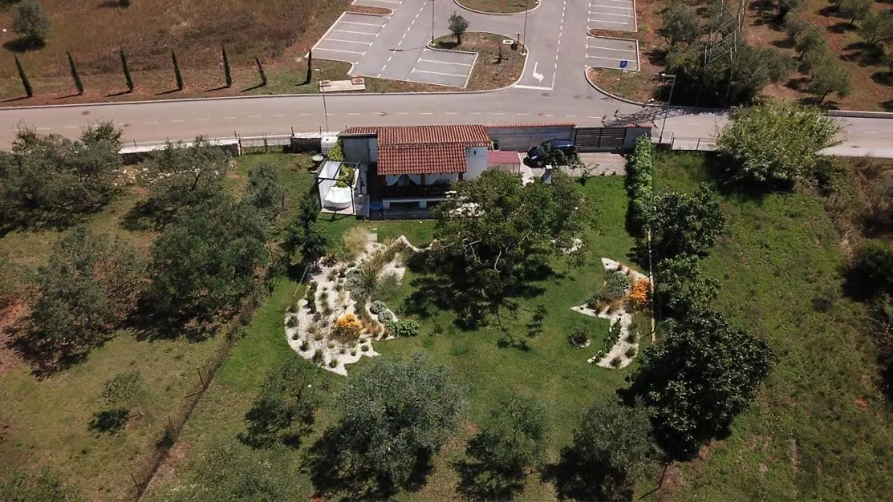Holiday Home Ulika Fazana 0*,